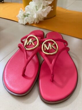 Michael Kors Pink Jelly Logo Thong Sandals with Gold MK Emblem